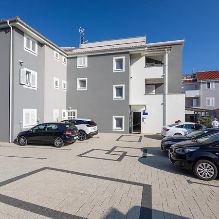 Apartments Crnekovic Tomislava 8A Baska  Luaran gambar