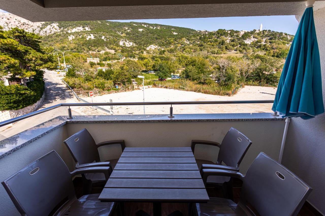 Apartments Crnekovic Tomislava 8A Baska  Luaran gambar